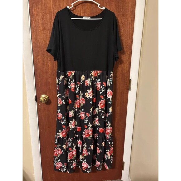 Dresses & Skirts - In’Voland Dress Size 20w Floral